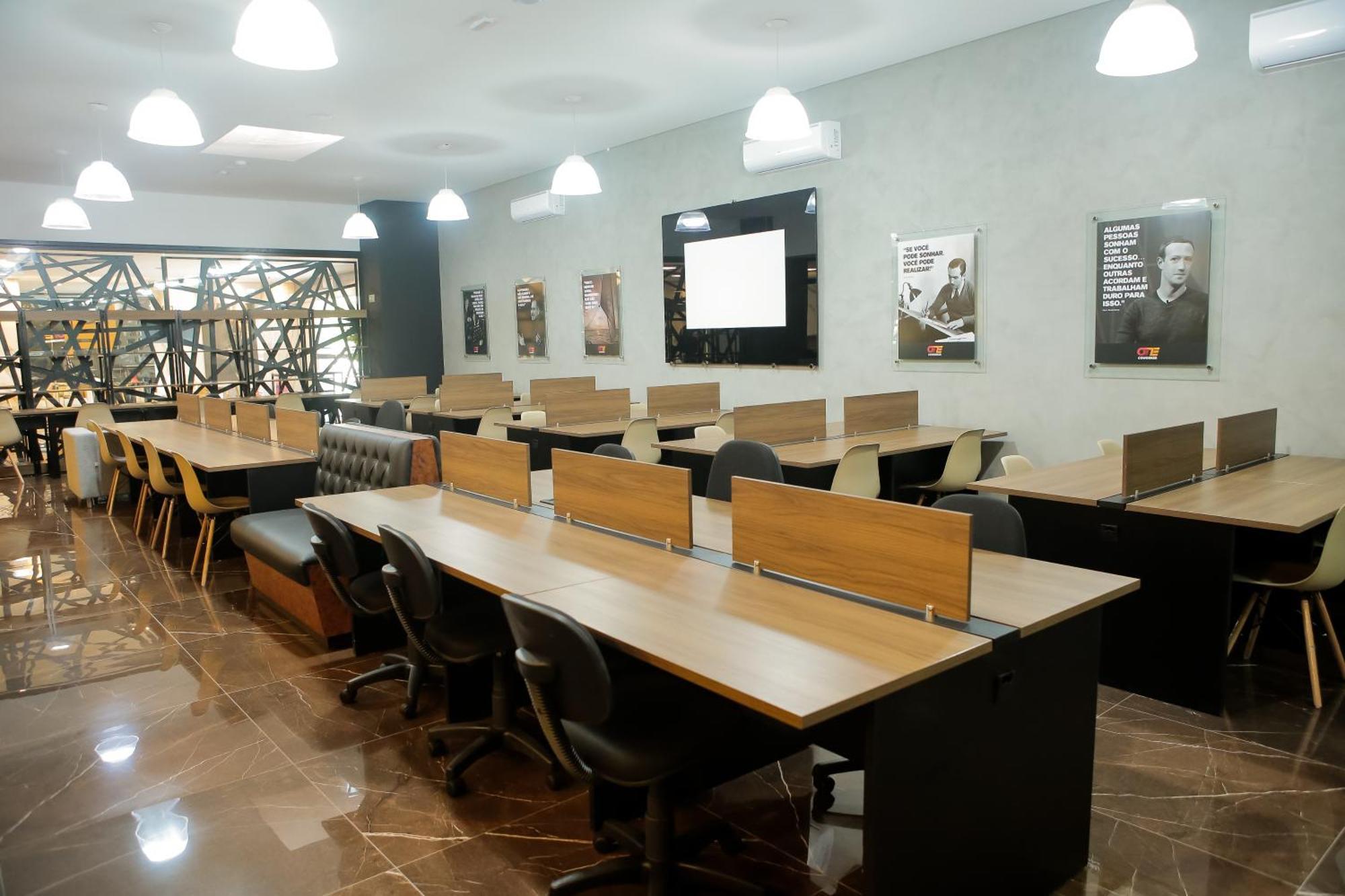 Esuites Sorocaba Kültér fotó